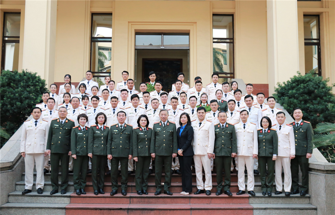 Gặp mặt Đoàn đại biểu Công an nhân dân dự Đại hội đại biểu toàn quốc Đoàn Thanh niên Cộng sản Hồ Chí Minh lần thứ XII